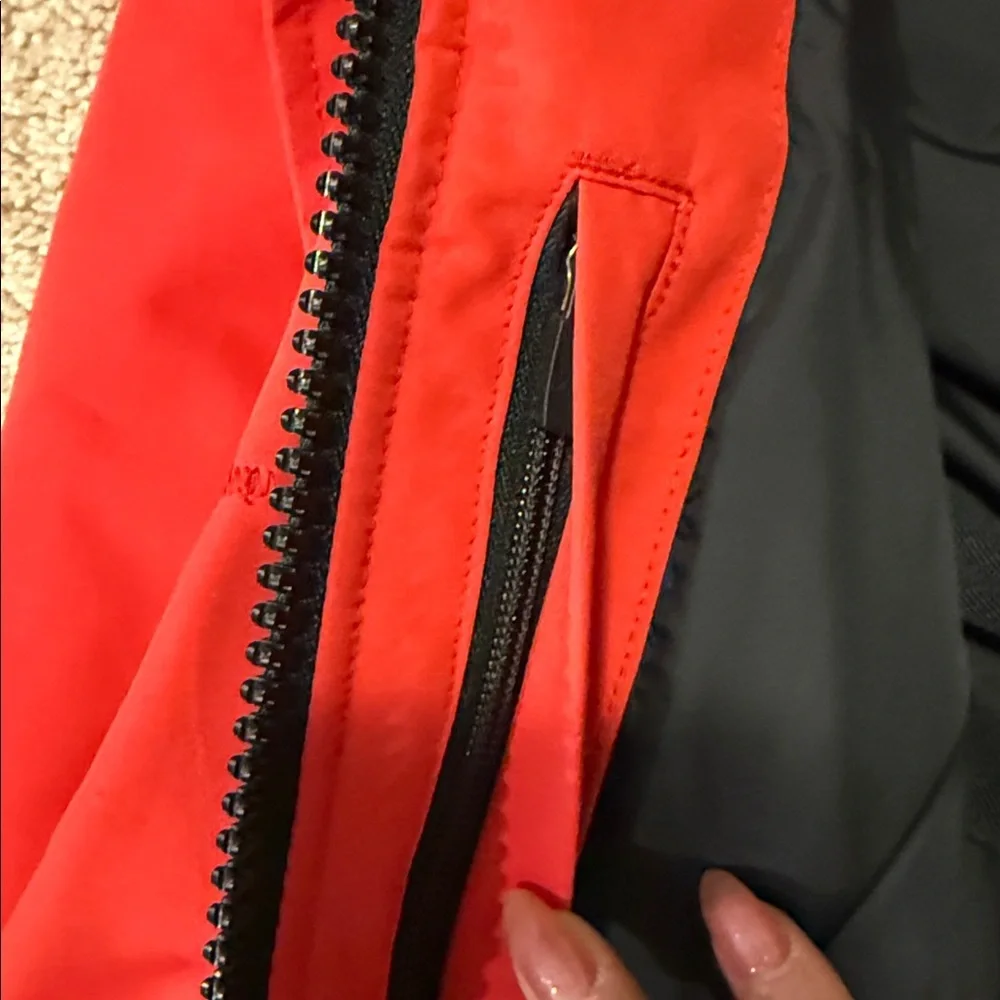 Canada Goose❤️Logo Hooded Down Coat - Picture 10 of 11